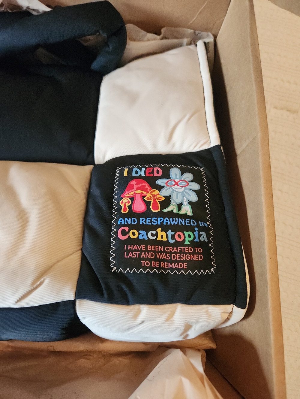 COACHTOPIA Loop Tote with Checkerboard Quilting NEW NWT - Picture 5 of 11